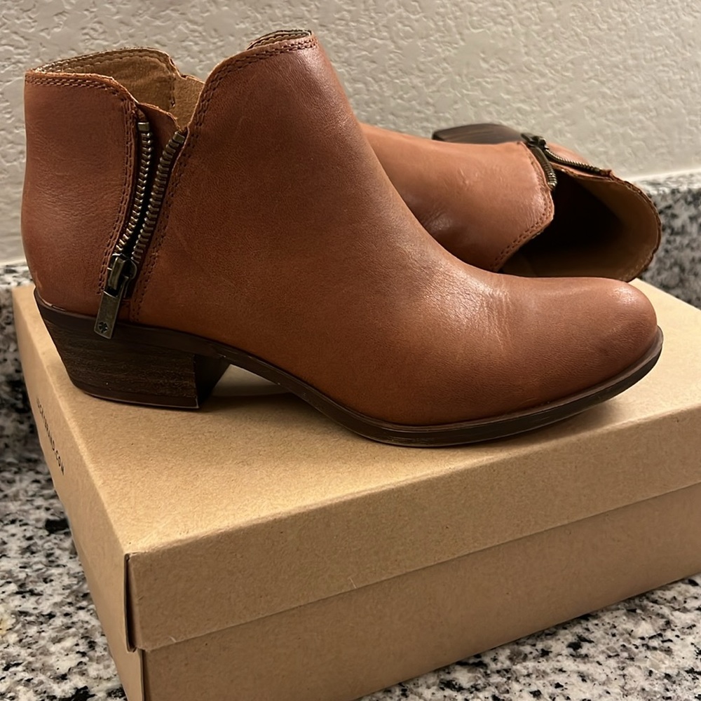 Lucky Brand Burklee Ankle Booties Light Brown Size 7